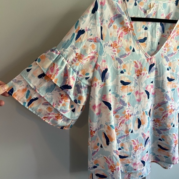 Tyche Floral Tiered Sleeve Colorful Blouse - Picture 2 of 4